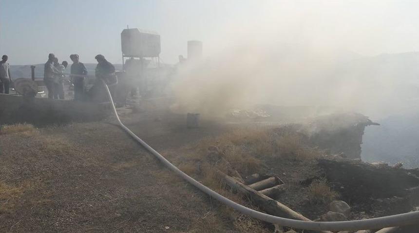 Anız Yangını Ahıra Sı&ccedil;radı