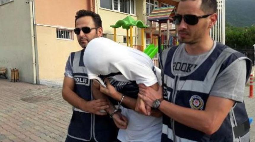 Barış Akarsu'nun M&uuml;ze Evini Soyan 2 Kişiden 1'i Yakalandı