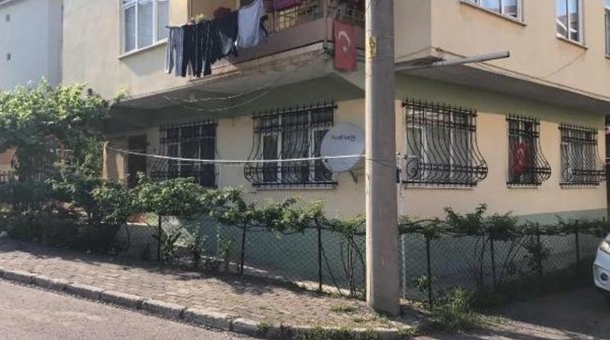 Evi Terk Edip Kızının Yanına Yerleşen Eşini &Ouml;ld&uuml;rd&uuml;