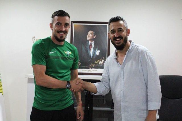 Akhisar Belediyespor, Hora’yı Kadrosuna Kattı