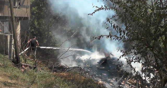 Bartın’da İki Katlı Ahşap Ev Yangında Kül Oldu