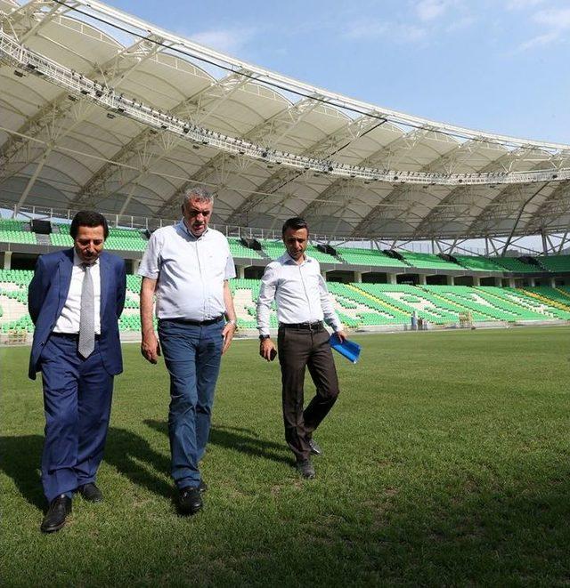 Vali Balkanlıoğlu Ve Başkan Toçoğlu Yeni Stadı İnceledi