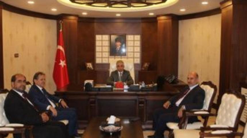 Diyanet G&ouml;revlilerinden Vali Toprak&rsquo;a Ziyaret