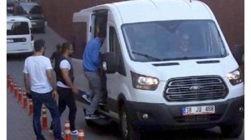 Kayseri'de Fet&ouml;'den 4 Tutuklama