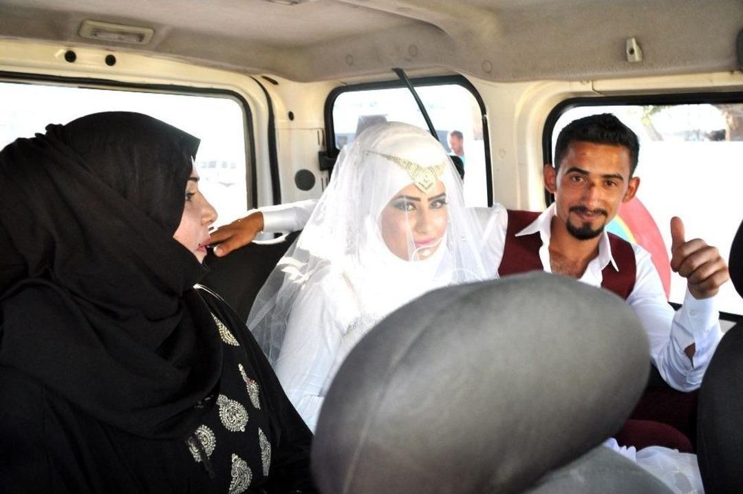 &Ccedil;adırkentin Suriyeli Gelini Makam Aracıyla Uğurlandı