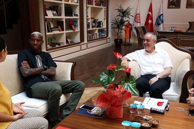 Talisca Eyüp Belediyesi’yle Anlaştı