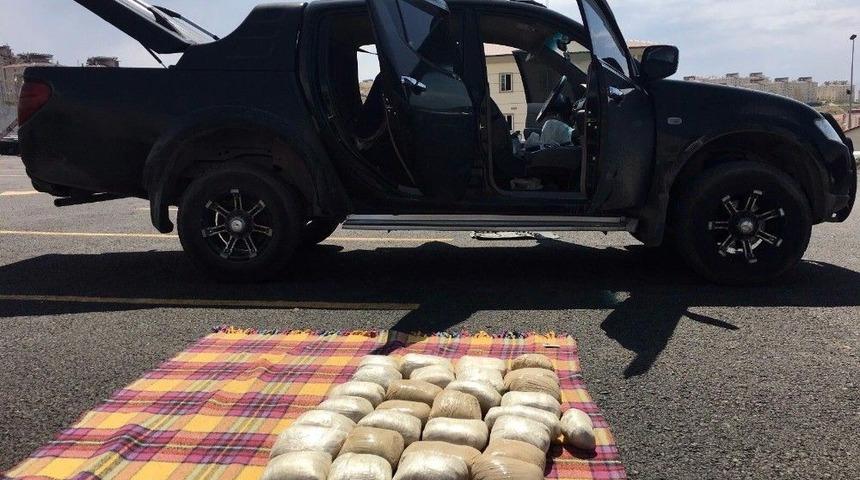 Uyuşturucu Tacirleri &lsquo;efes&rsquo;e Takıldı