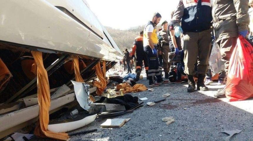 Trafikte İ&ccedil; Karartan Tablo: 7 Ayda 1939 Can Kaybı, 168 Bin Yaralı