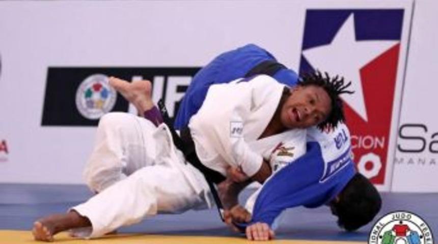 Bayram Kandemir Bronz Madalyayı Ka&ccedil;ırdı