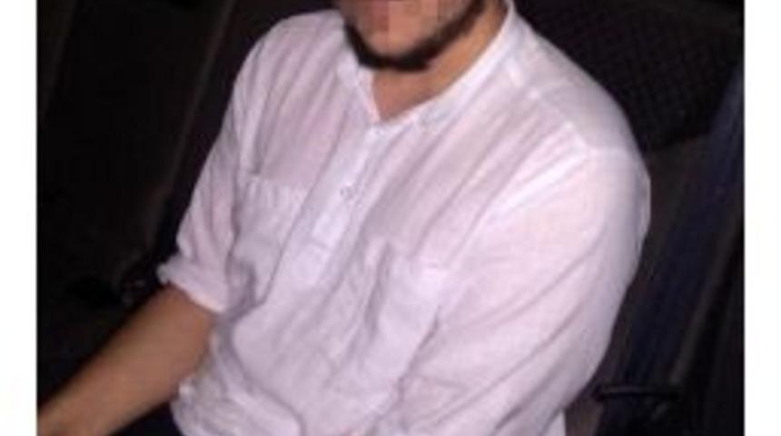 Okul Bah&ccedil;esindeki Atat&uuml;rk B&uuml;st&uuml;n&uuml; S&ouml;ken Kişi G&ouml;zaltına Alındı