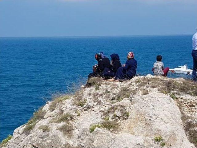 Kurbağa Adamlar Furkan'ı Karadeniz'de De Arıyor