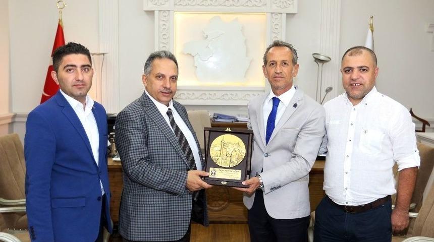 Esder&rsquo;den Mustafa Yal&ccedil;ın&rsquo;a Ziyaret