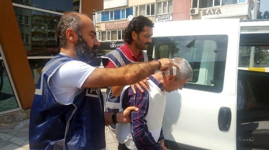 Karısını &Ouml;ld&uuml;ren Zanlı Adliyeye Sevk Edildi