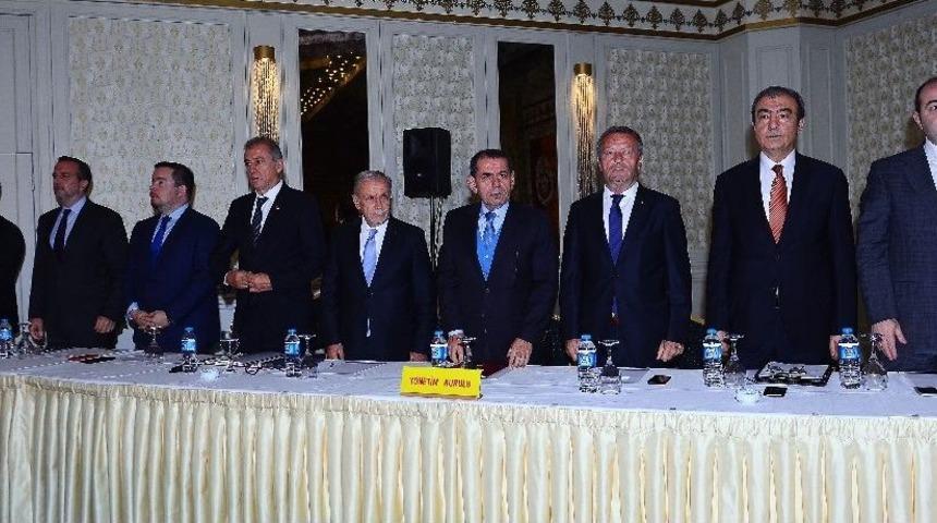 Galatasaray Divan Kurulu Olağan&uuml;st&uuml; Toplanıyor