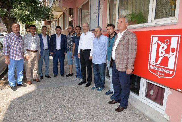 Kafaoğlu’dan Taraftarlar Derneği’ne Balkes Forması