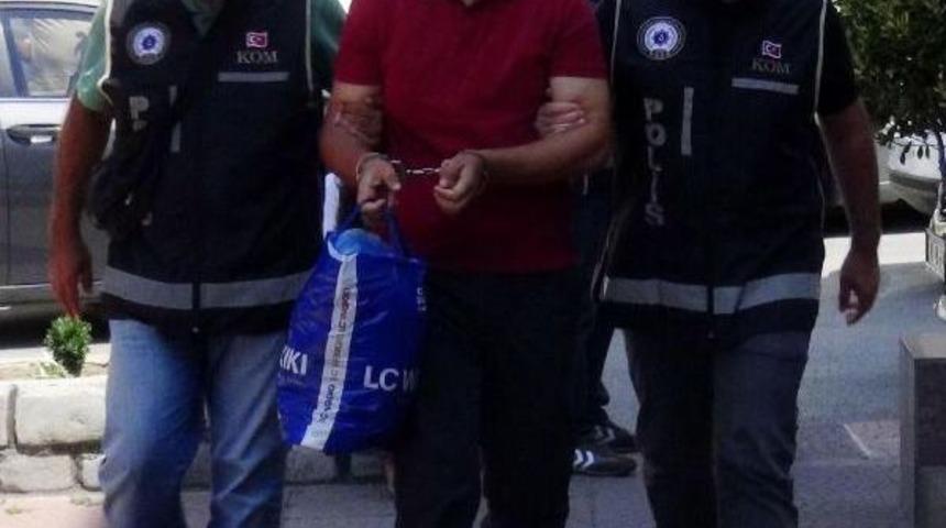 Fet&ouml;'n&uuml;n Para Kasasının Da Aralarında Bulunduğu 2 Kişi Tutuklandı