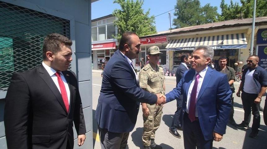 Vali Elban Tutak İlçesini Ziyaret Etti