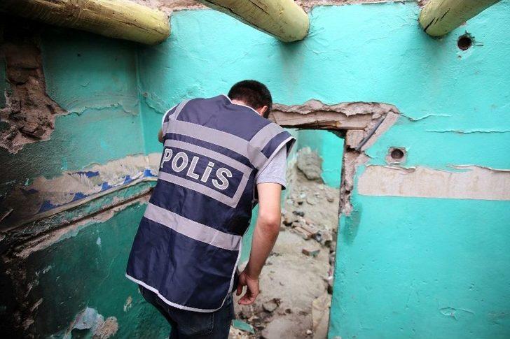 Erzurum’da Metruk Binalar Didik Didik Arandı G3