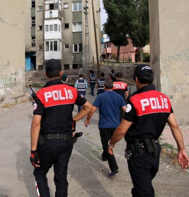 Erzurum’da Metruk Binalar Didik Didik Arandı G5