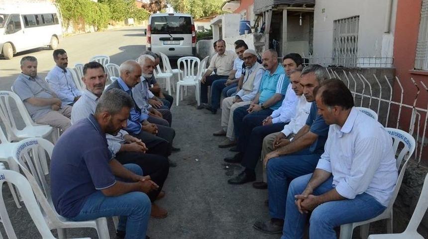 Chp&rsquo;li Kiraz&rsquo;dan Trakt&ouml;r Kazasında &Ouml;lenlerin Ailelerine Baş Sağlığı Ziyareti