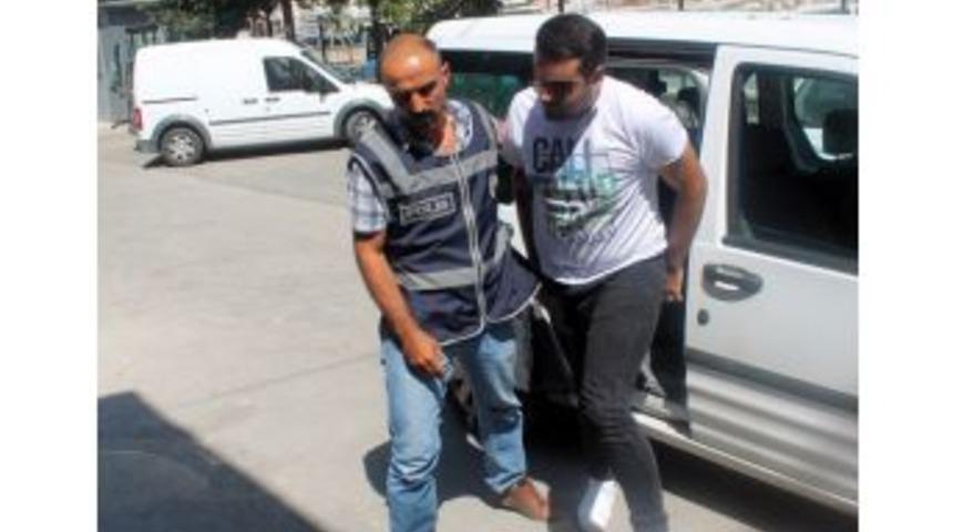 Niğde’de ‘hero’ Tişörtü Giyen Genç Gözaltına Alındı