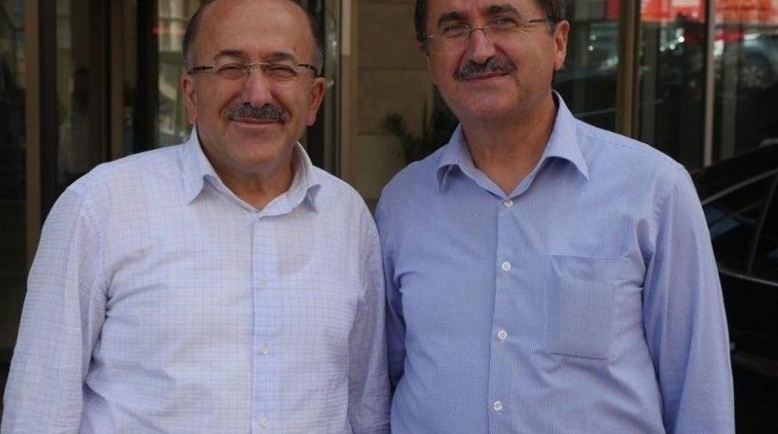 Trabzon Eski Valisi &Ouml;z&rsquo;den Başkan G&uuml;mr&uuml;k&ccedil;&uuml;oğlu&rsquo;na Ziyaret