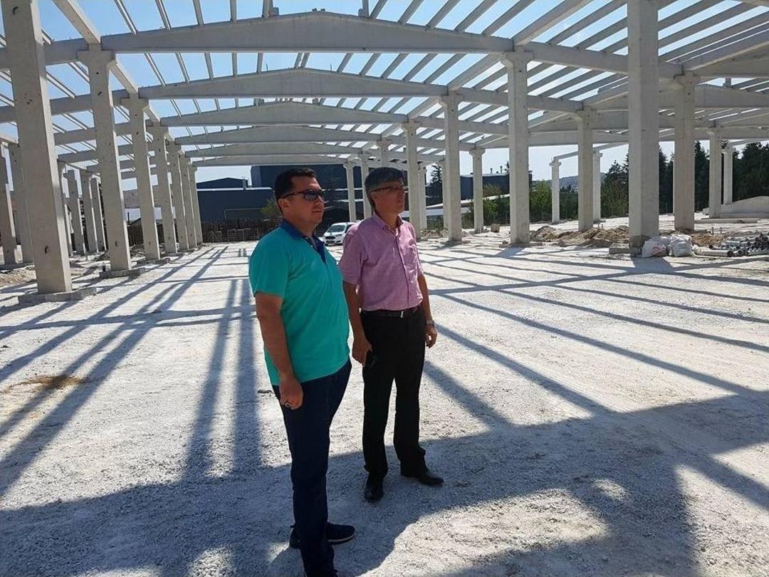 Boz&uuml;y&uuml;k Belediye Başkanı Fatih Bakıcı Kapalı Pazar İnşaatında