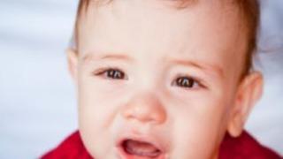 Bebeklerde Parmak Emme Normal mi?