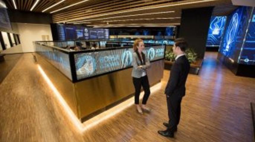 Borsa İlk Yarıda Düştü