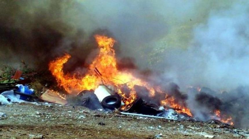 Bodrum'da &Ccedil;&ouml;pl&uuml;k Yangını