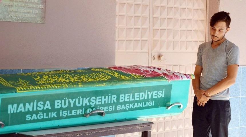 Elektrik Akımına Kapılarak &Ouml;len 10 G&uuml;nl&uuml;k Gelin Toprağa Verildi