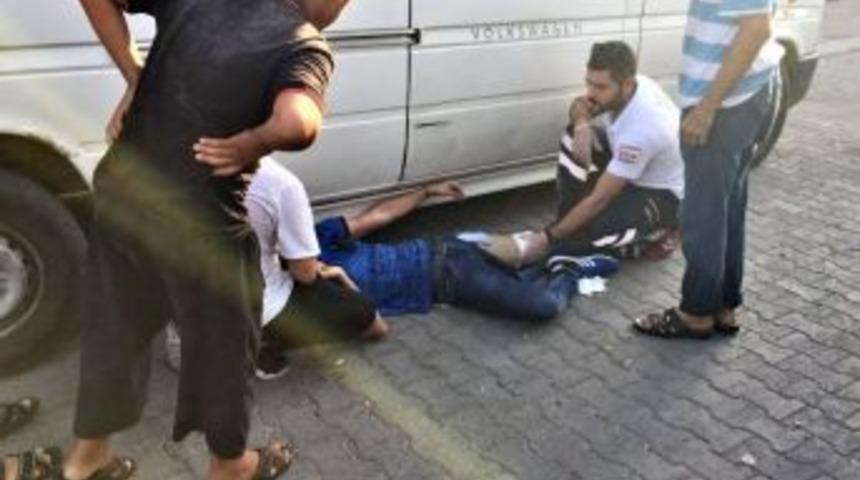 D&uuml;ğ&uuml;nde Kavga: 3 Yaralı, 4 G&ouml;zaltı