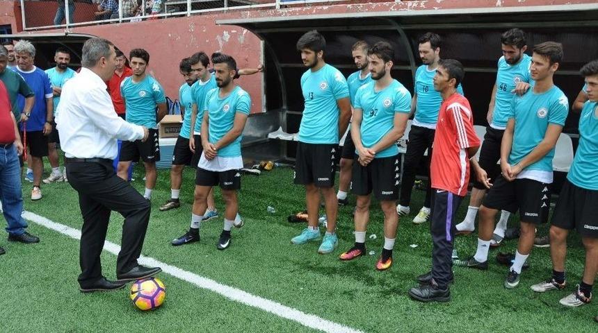 Başkan Uysal Bal Liginde Şampiyonluk İstedi