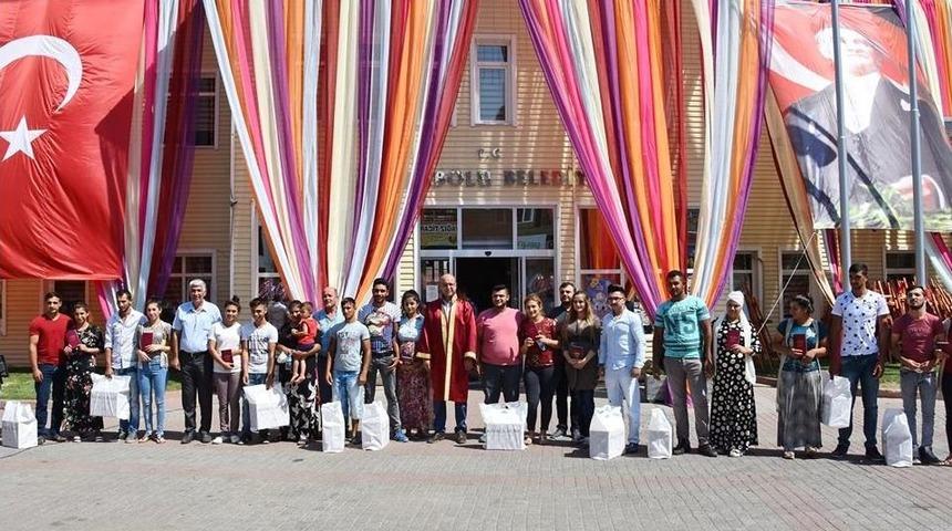 Hayrabolu 27. Ayçiçeği Festivali’nde 10 Çifte Nikah Kıyıldı