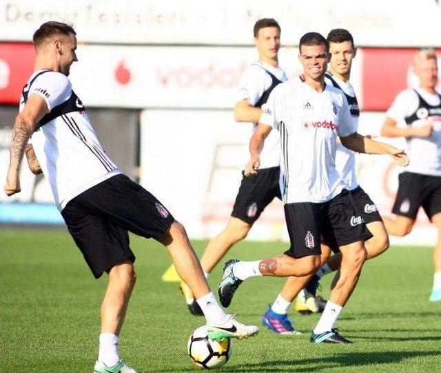 Beşiktaş, Antalyaspor Maçı Hazırlıklarını Sürdürdü