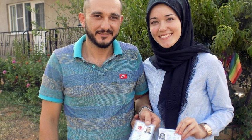 Nikahtan 20 G&uuml;n Sonra Evli Olmadıklarını &Ouml;ğrendiler