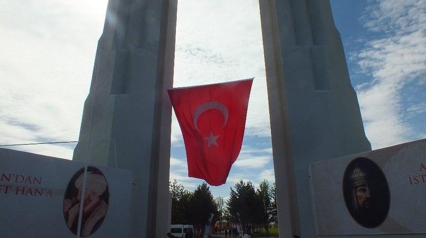 Tarihi İl&ccedil;ede Erdoğan Coşkusu Yaşanıyor