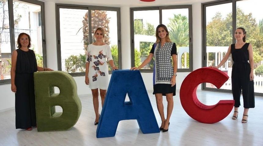 &Ccedil;ocukları Geleceğe Hazırlıyorlar