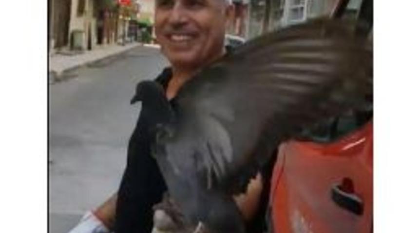 Kendisini Kurtaran İtfaiyeciyi Bırakmadı