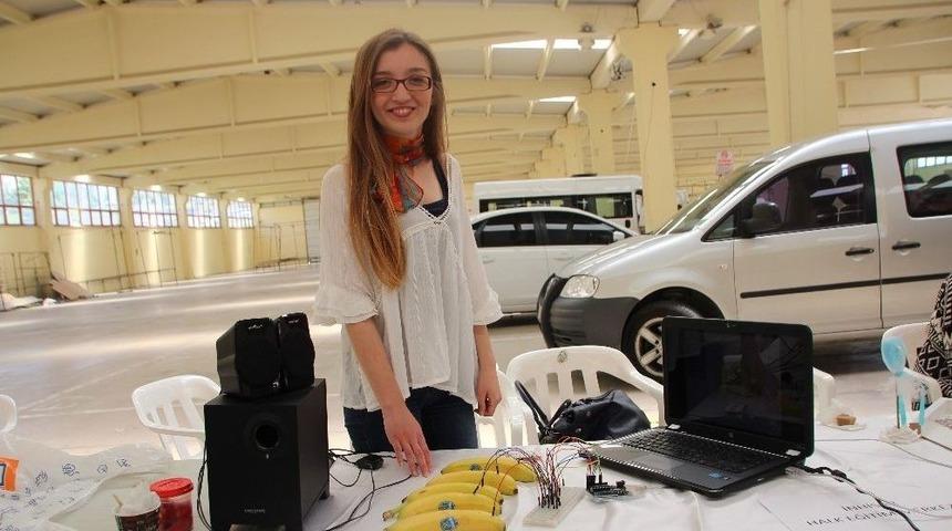 (özel Haber) Muzlardan Piyona Yaptılar