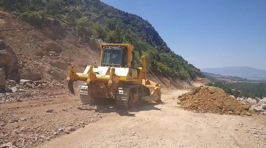 Simav&rsquo;da Yol Genişletme Ve Asfaltlama &Ccedil;alışması