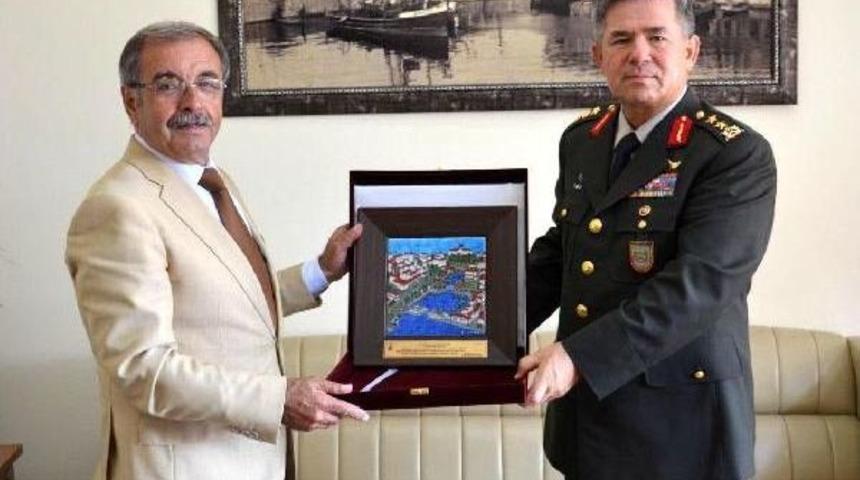 2'nci Kolordu Komutanı &Ccedil;eting&ouml;z'den Veda Ziyareti