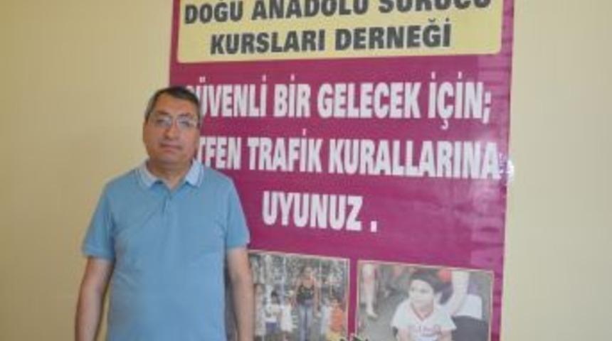Doğu Anadolu S&uuml;r&uuml;c&uuml; Kursları Başkanı Ceyhan, S&uuml;r&uuml;c&uuml;ler Uyardı