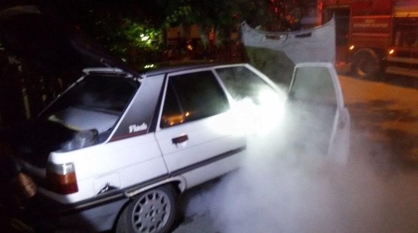 Dalaman&rsquo;da Park Halindeki Ara&ccedil; Yandı