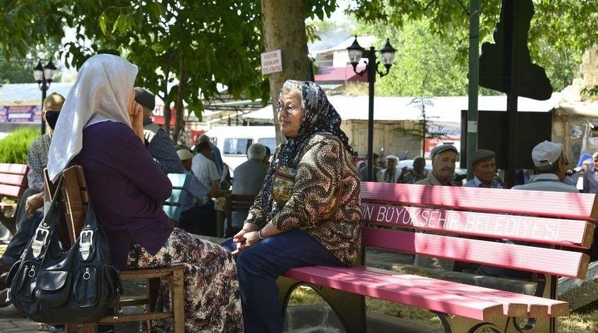 Mara Meydan Parkında Yenileme Çalışmaları Sona Erdi