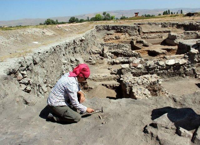 (özel Haber) Kültepe Ören Yeri Unesco Dünya Kültür Mirası Listesine Girecek