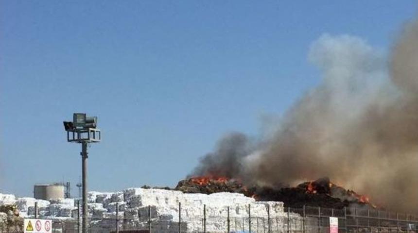 Karton Fabrikasının Deposunda Yangın