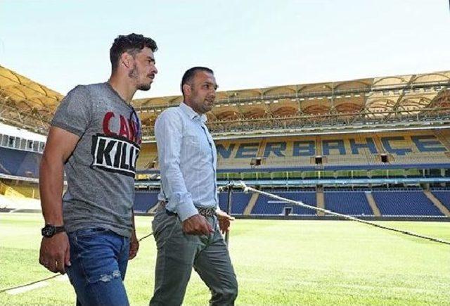 Guiliano; Fb Stadı, Müze Ve Fenerium'u Gezdi