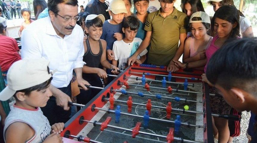 Başkan Atilla, &Ccedil;ocuk Yaz Kampı&rsquo;nda &Ccedil;ocuklarla Buluştu