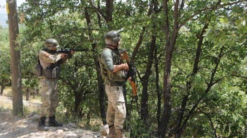 Tunceli'de Pkk'lıların Bulunduğu B&ouml;lge Ateş Altına Alındı